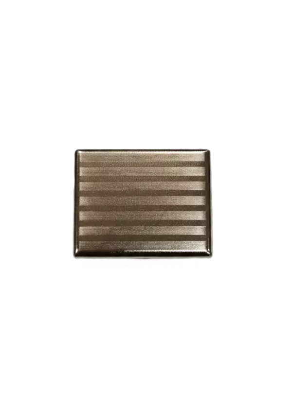Izturīga rievota metāla cigarešu etvija 104x84x20 mm Izturīga rievota metāla cigarešu etvija 104x84x20 mm