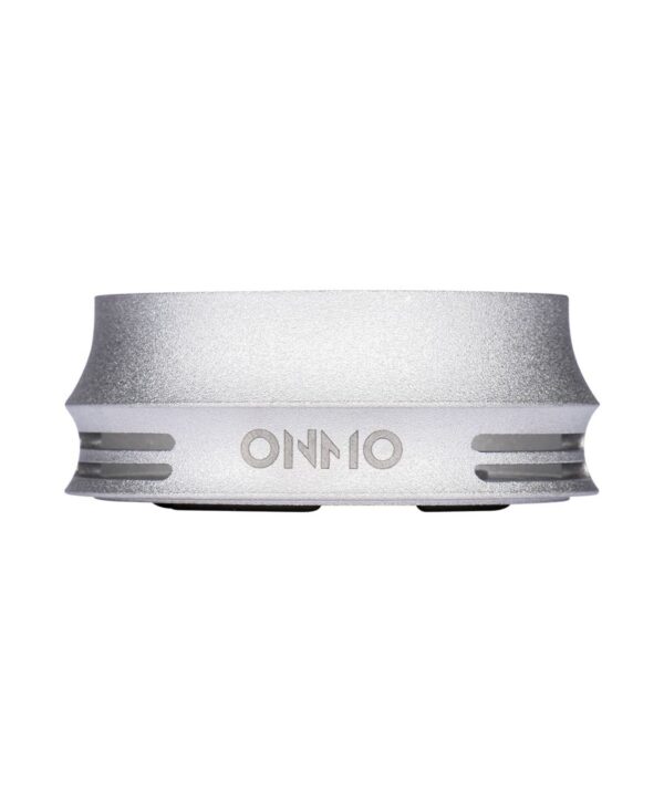 Sudraba krāsas karstuma regulators ONMO HMD Silver no priekšpuses ar iegravētu logotipu