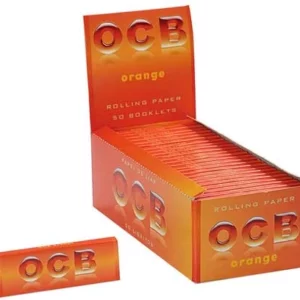 Oriģinālais OCB Orange cigarešu papīrs (69x36mm). A tipa lapiņas ar nogrieztiem stūriem ērtai rullēšanai